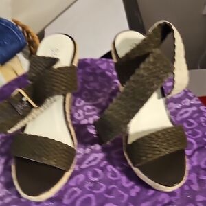 Women's Olive Sandals